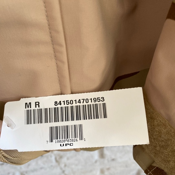 NWT U.S. Military Issue Desert Camouflage Cold Weather ECWCS Parka size Medium - Picture 16 of 16